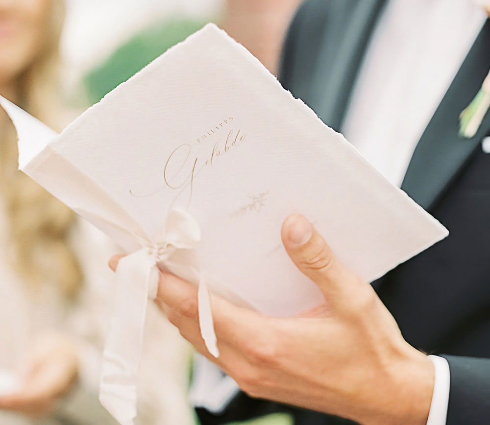 was-gehoert-zur-hochzeitspapeterie-geluebde-eheversprechen-buechlein-heft-handgeschoepftes-papier-verlia-papeterie