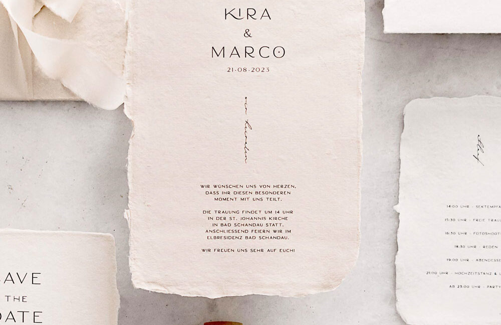 was-gehoert-zur-hochzeitspapeterie-hochzeitseinladung-hochzeit-handgeschoepftes-papier-einladungskarte-set-verlia-papeterie